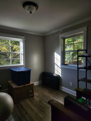 906 Saint Clair St, Tracy City, TN 37387