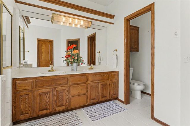 2828 SW 108th Street, Oklahoma City, OK 73170