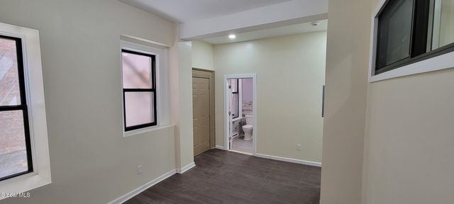 170 Washington Avenue 1A, Albany, NY 12210