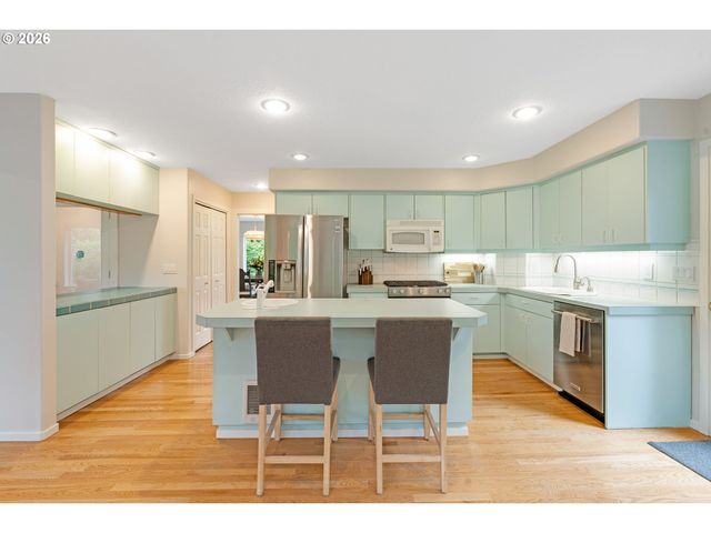 431 Sw COLONY Dr, Portland, OR 97219