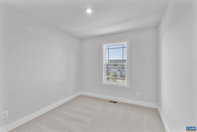 754 PARK RIDGE DR, Crozet, VA 22932