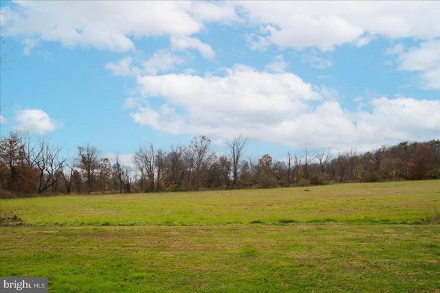 157 PINE RUN RD, Doylestown, PA 18901