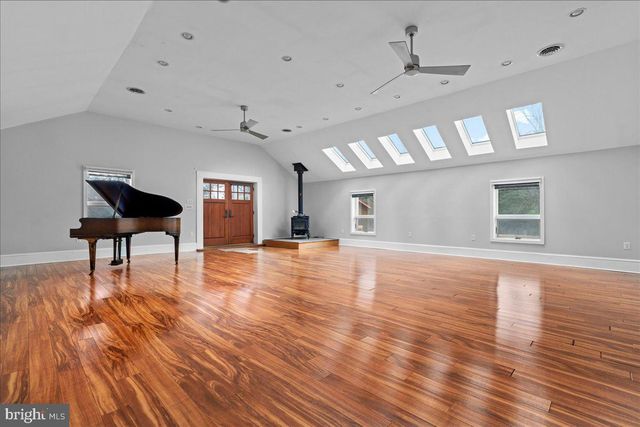 157 PINE RUN RD, Doylestown, PA 18901