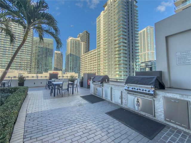 60 SW 13rd St 1605, Miami, FL 33130