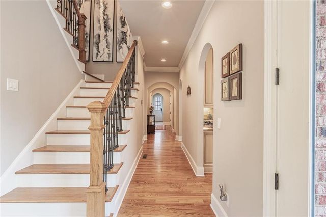 5566 Aviemore Court, Suwanee, GA 30024