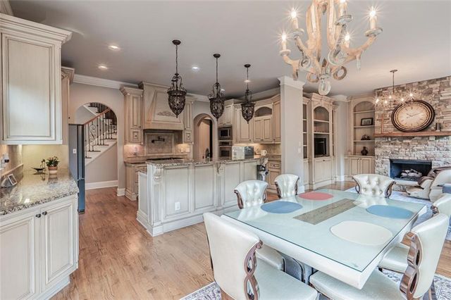 5566 Aviemore Court, Suwanee, GA 30024