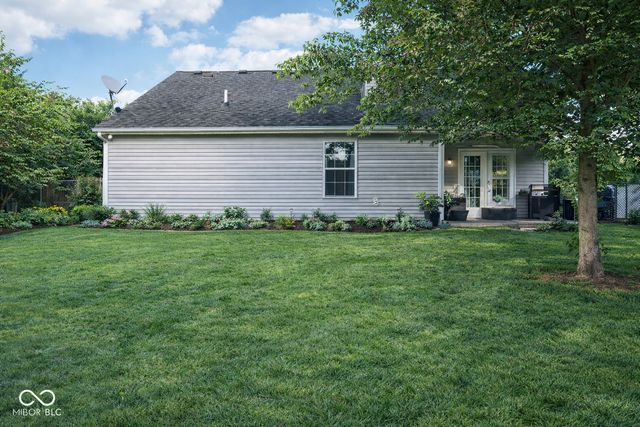 340 Seabreeze Circle, Avon, IN 46123