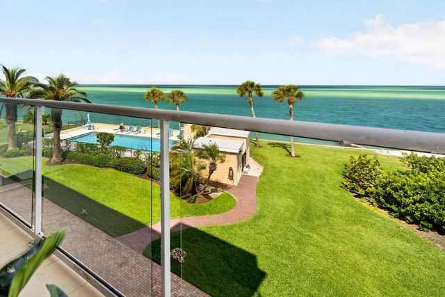 4708 OCEAN BOULEVARD E4, Sarasota, FL 34242