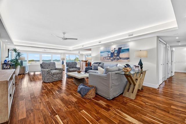 4708 OCEAN BOULEVARD E4, Sarasota, FL 34242