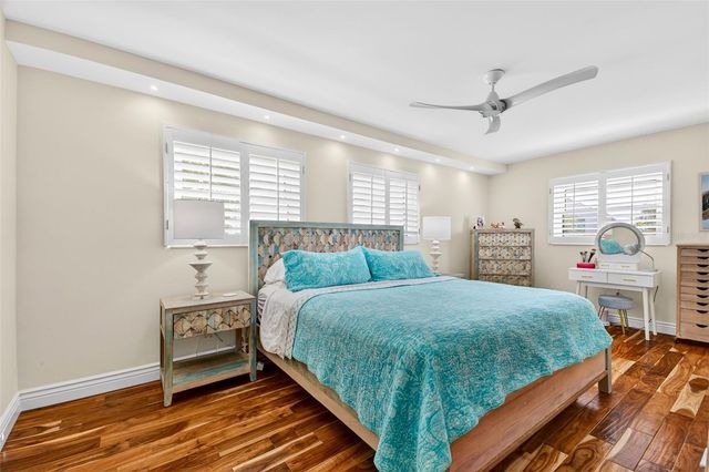 4708 OCEAN BOULEVARD E4, Sarasota, FL 34242