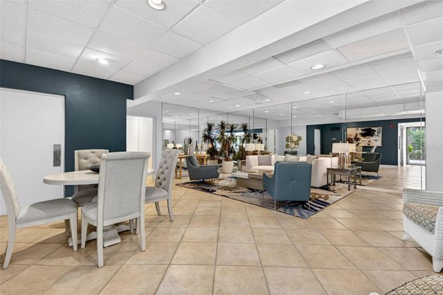 4708 OCEAN BOULEVARD E4, Sarasota, FL 34242