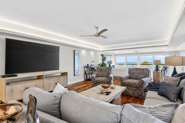 4708 OCEAN BOULEVARD E4, Sarasota, FL 34242