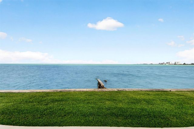 4708 OCEAN BOULEVARD E4, Sarasota, FL 34242