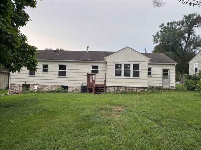 6437 Craig Street, Merriam, KS 66202