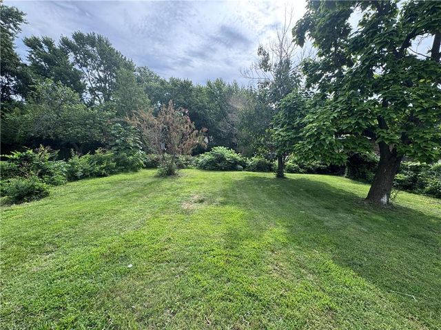 6437 Craig Street, Merriam, KS 66202