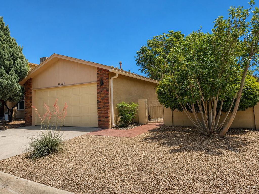 10608 N Pennyback Park Drive NE, Albuquerque, NM 87123