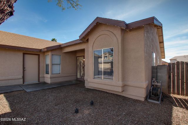 4957 W Didion Drive, Tucson, AZ 85742