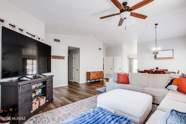 4957 W Didion Drive, Tucson, AZ 85742