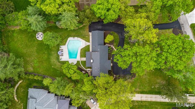 12829 Topping Acres Street, Town And Country, MO 63131