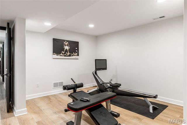12829 Topping Acres Street, Town And Country, MO 63131