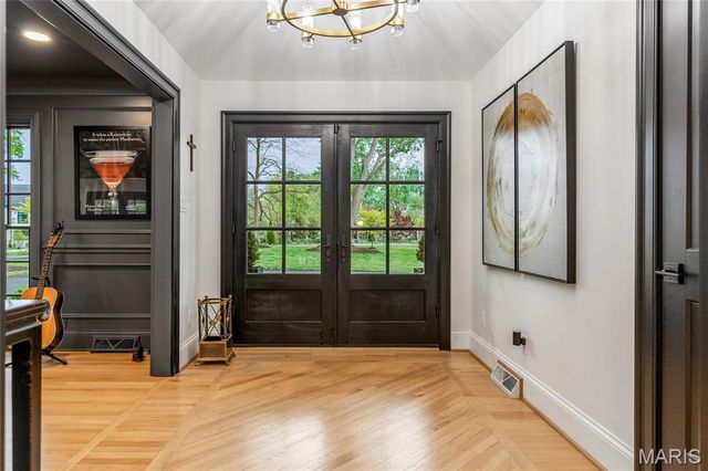 12829 Topping Acres Street, Town And Country, MO 63131