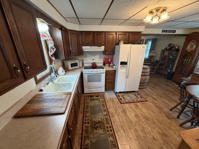 421 Kekoskee Street, Mayville, WI 53050