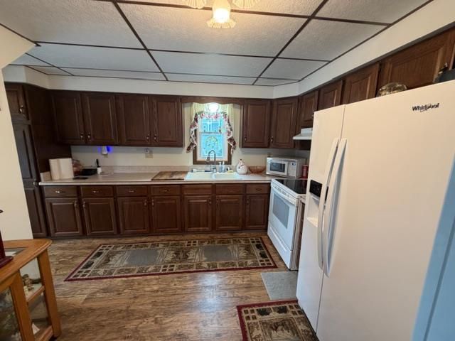 421 Kekoskee Street, Mayville, WI 53050