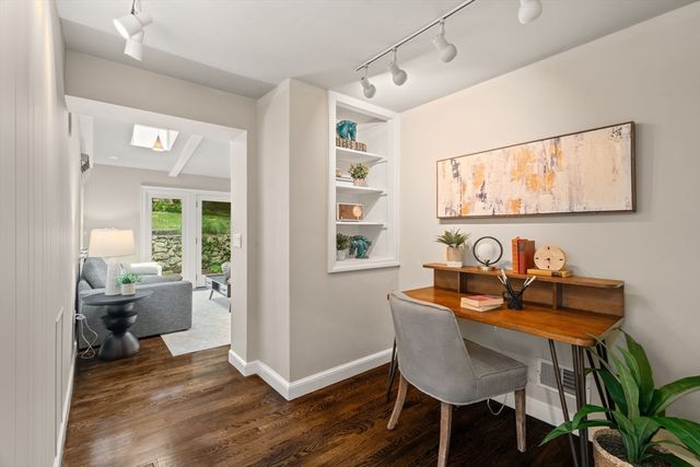 142 Beverly Rd., Brookline, MA 02467