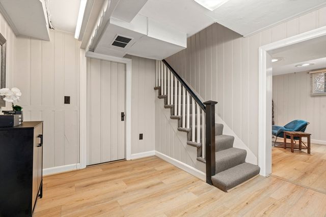 142 Beverly Rd., Brookline, MA 02467