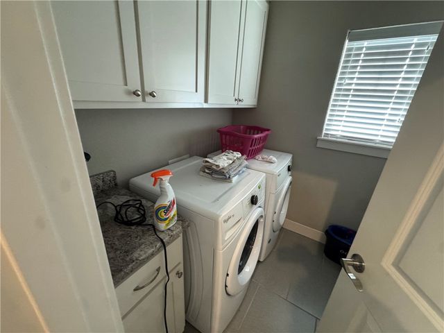 1695 Nettleship Street, Fayetteville, AR 72701