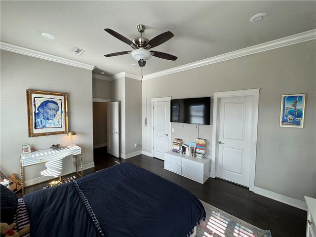 1695 Nettleship Street, Fayetteville, AR 72701