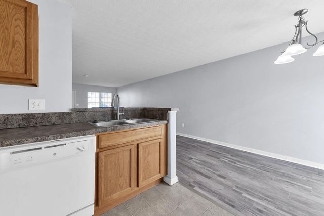 8326 Bruntsfield Road, Columbus, OH 43235