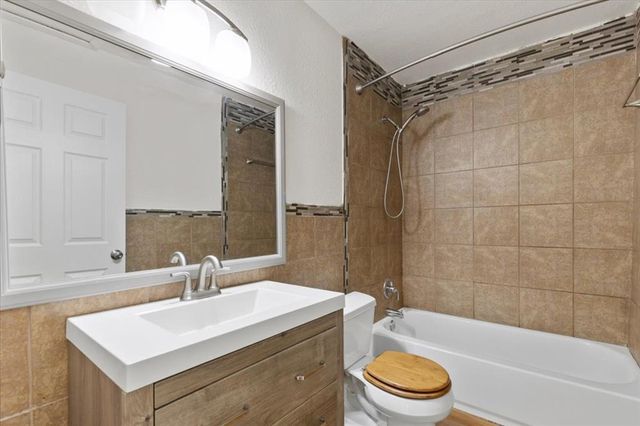 1801 Travis Heights BLVD, Austin, TX 78704