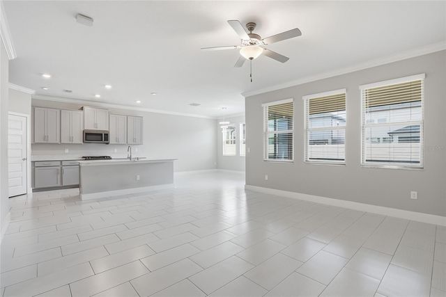 8598 CAMPUS WOODS WAY, New Port Richey, FL 34655