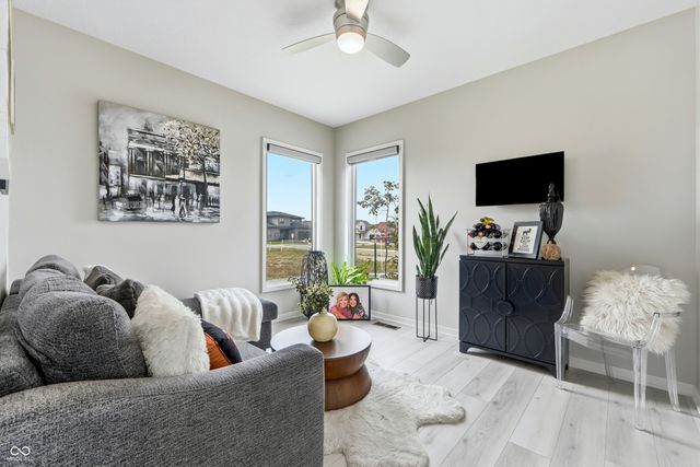 535 Ridley Park Way, Huntertown, IN 46748