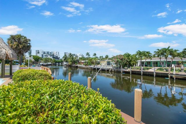 220 SE 2nd Avenue, Pompano Beach, FL 33060