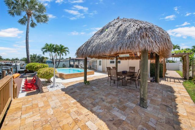 220 SE 2nd Avenue, Pompano Beach, FL 33060