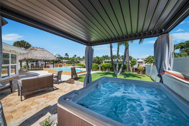 220 SE 2nd Avenue, Pompano Beach, FL 33060