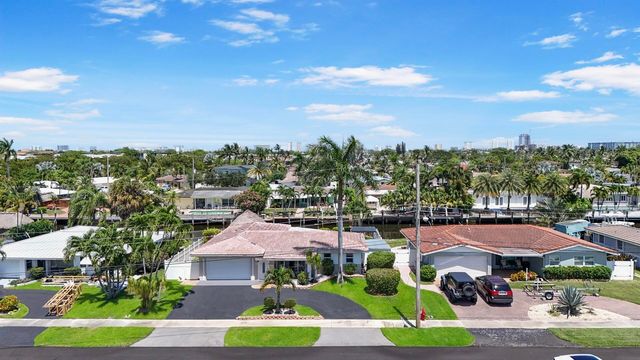 220 SE 2nd Avenue, Pompano Beach, FL 33060