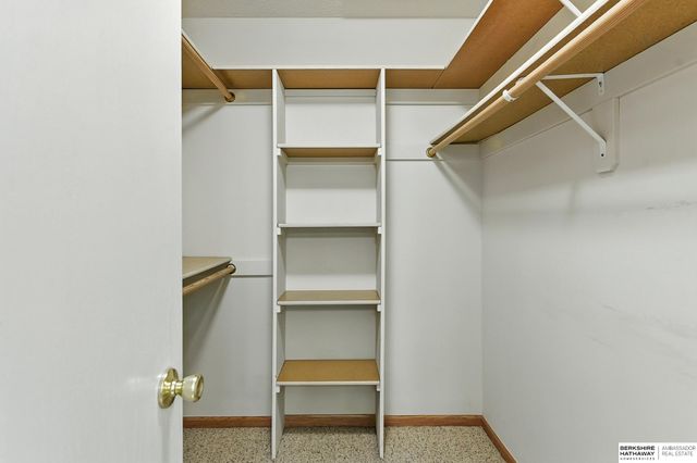 16125 Timberlane Drive, Omaha, NE 68136