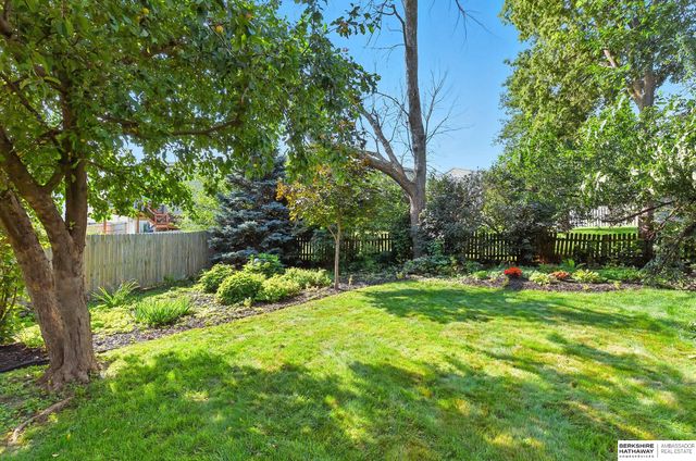 16125 Timberlane Drive, Omaha, NE 68136