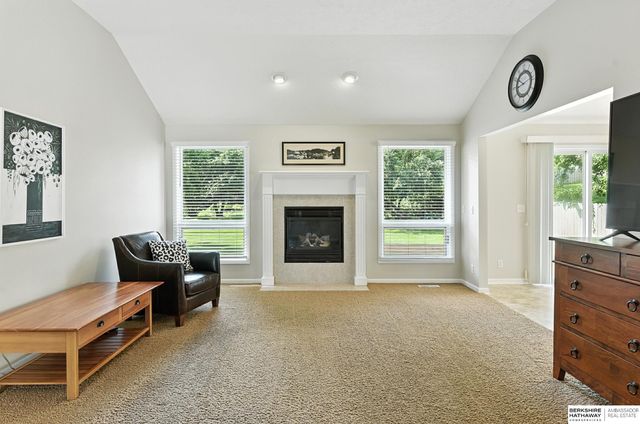 16125 Timberlane Drive, Omaha, NE 68136