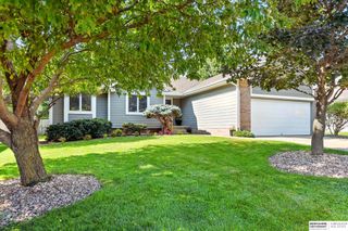 16125 Timberlane Drive, Omaha, NE 68136