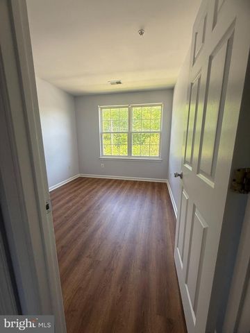 19 SPRINGTIDE CT, Middle River, MD 21220