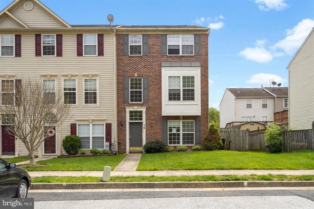 19 SPRINGTIDE CT, Middle River, MD 21220