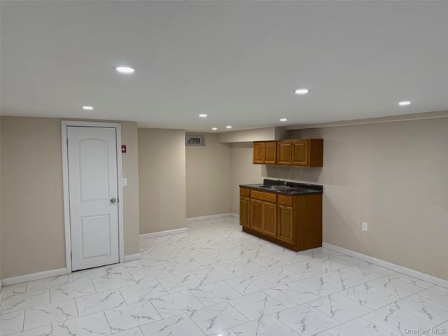 111-27 209th Place, Queens Village, NY 11429