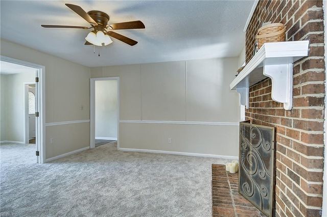 1633 Guthrie ST, Virginia Beach, VA 23464