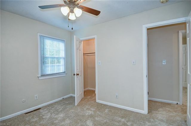 1633 Guthrie ST, Virginia Beach, VA 23464