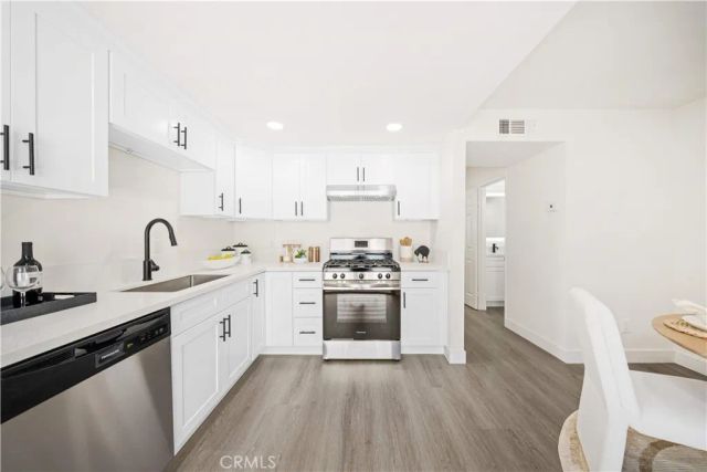 5640 Riverside Drive 32, Chino, CA 91710