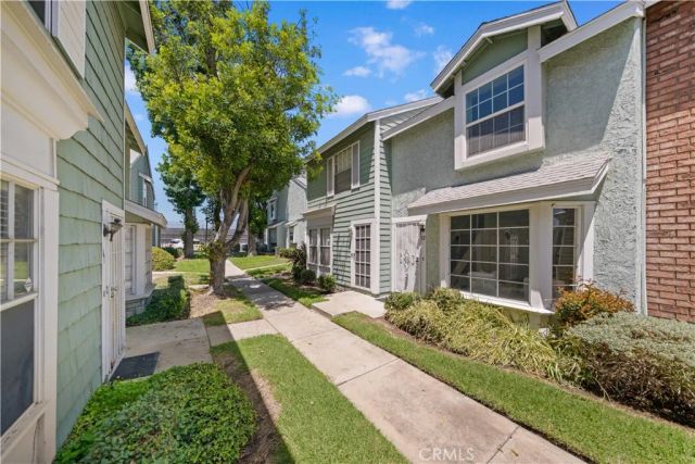 5640 Riverside Drive 32, Chino, CA 91710